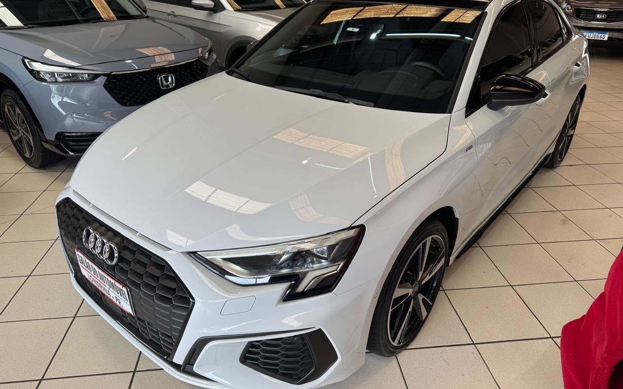 imagem de Sed.Perf. Black 2.0 TFSI S-tr. (Hib.)